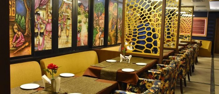 golden bird hotel pushpak