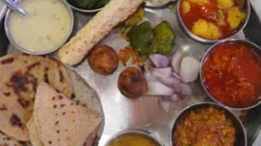 hotel raghuvanshi gujrati bhojanalay