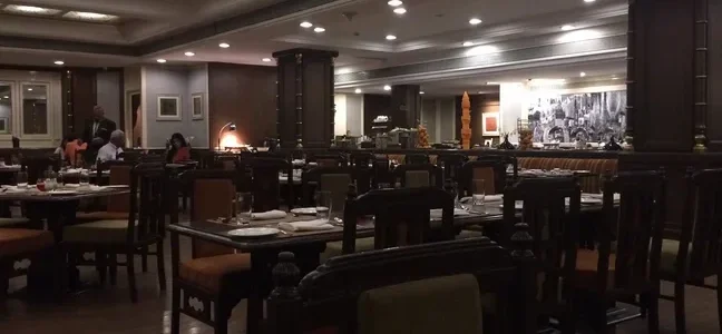 latitude restaurant gateway aurangabad