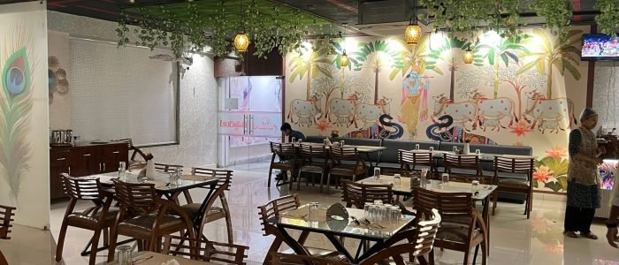 mayura pure veg restaurant