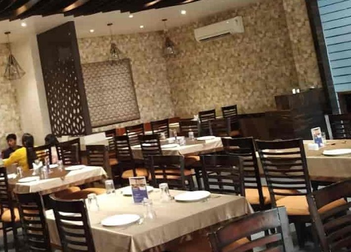 saffron fine dine restaurant amravati