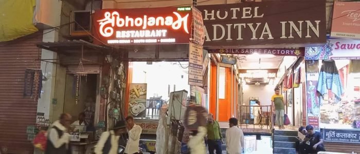 shree bhojanam pure veg restaurant near kashi vishwanath temple