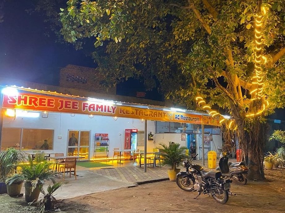 shree ji family restaurant