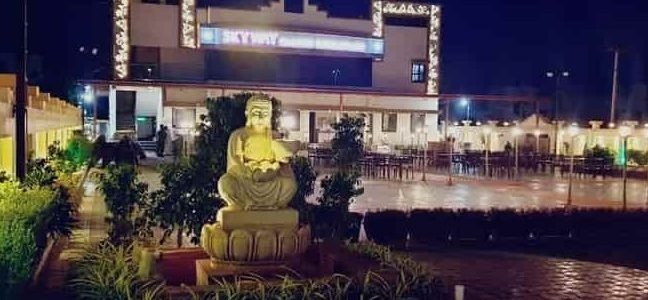 skyway garden restaurant