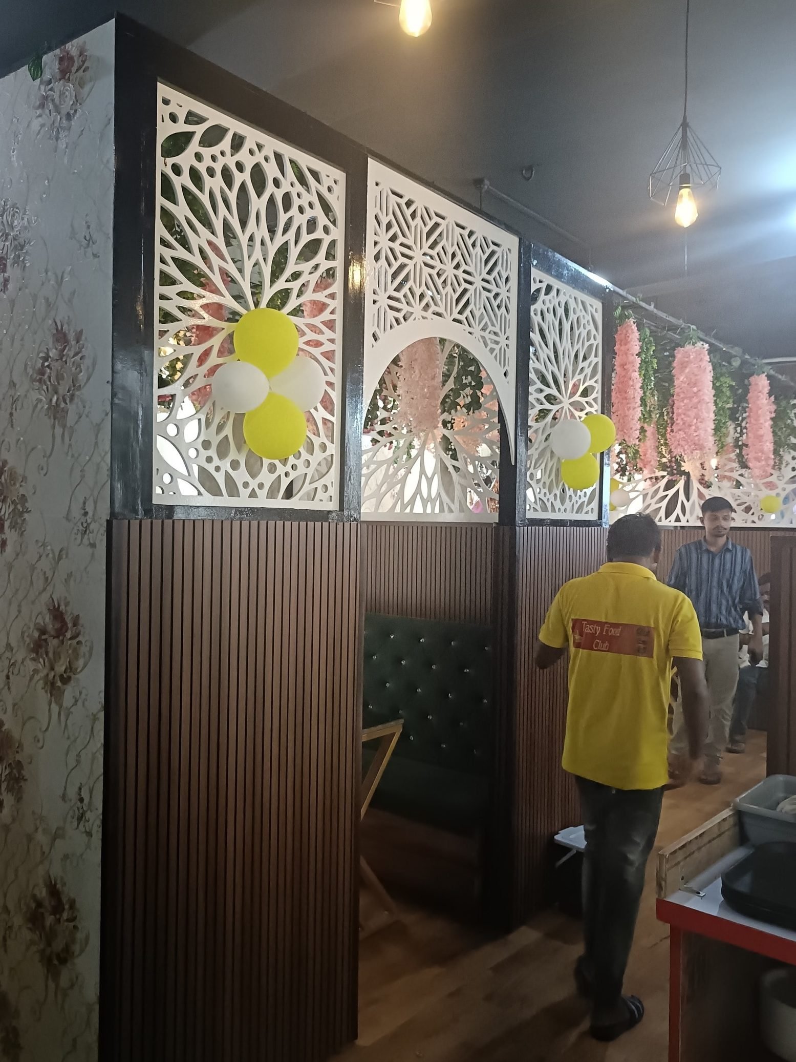 tasty food club and chai house cafe