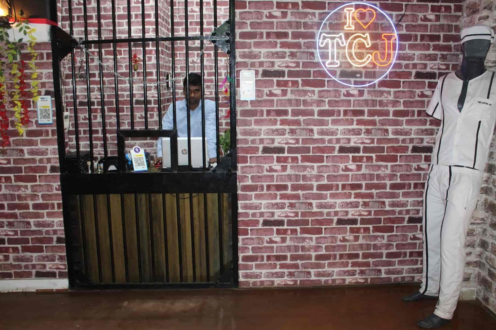 the central jail restaurant