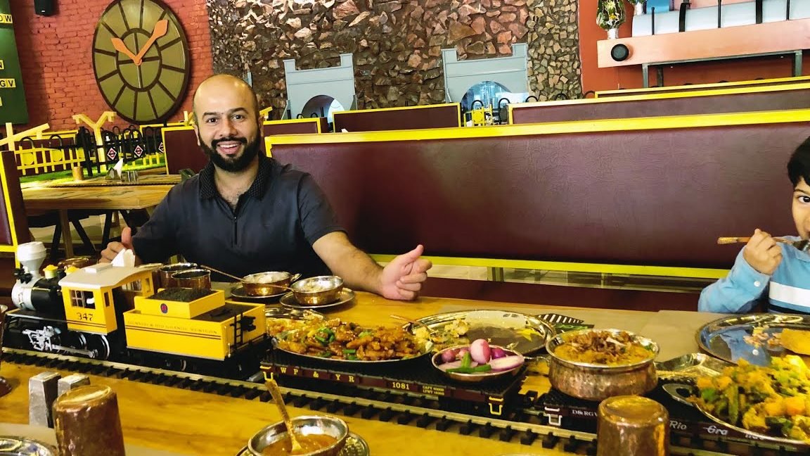 vegetrainian the train restaurant