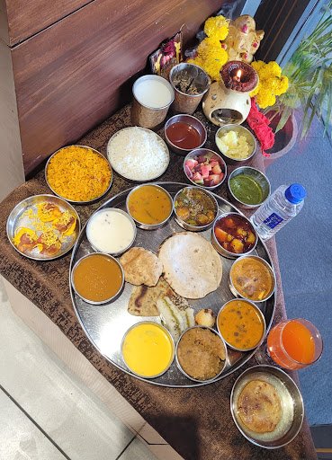 Rotlo Gujarati Rasthal - Gandhinagar