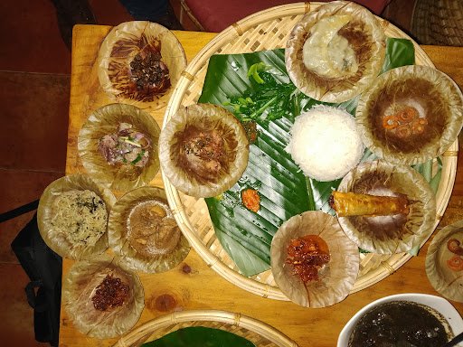 Dzukou Tribal Kitchen