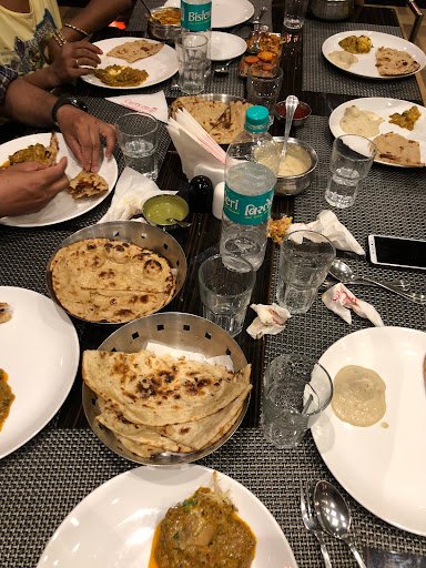 CURRY ON RESTAURANT BANQUET & SKY LOUNGE. CURRY ON RESTAURANT BANQUET & SKY LOUNGE.