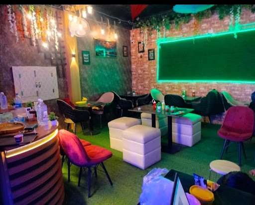 Allahabadi Food Plaza