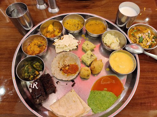 Divine Dining Hall ll