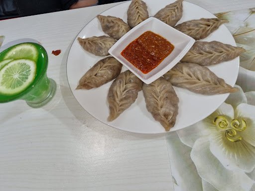 Mom's Kitchen (BASAR)