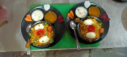 Aarohi Family Resturant